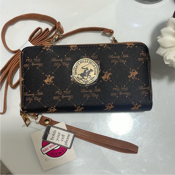 Beverly Hills Polo Club Black and Tan Wallet - Picture 1 of 3